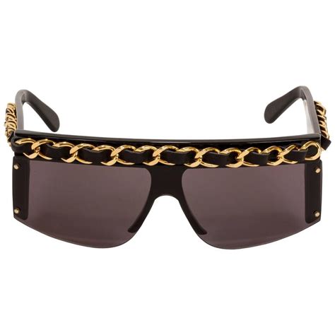 chanel gold chain sunglasses